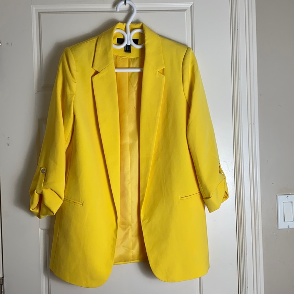 Yellow Blazer $10-25 SALE ON MY CLOSET!!